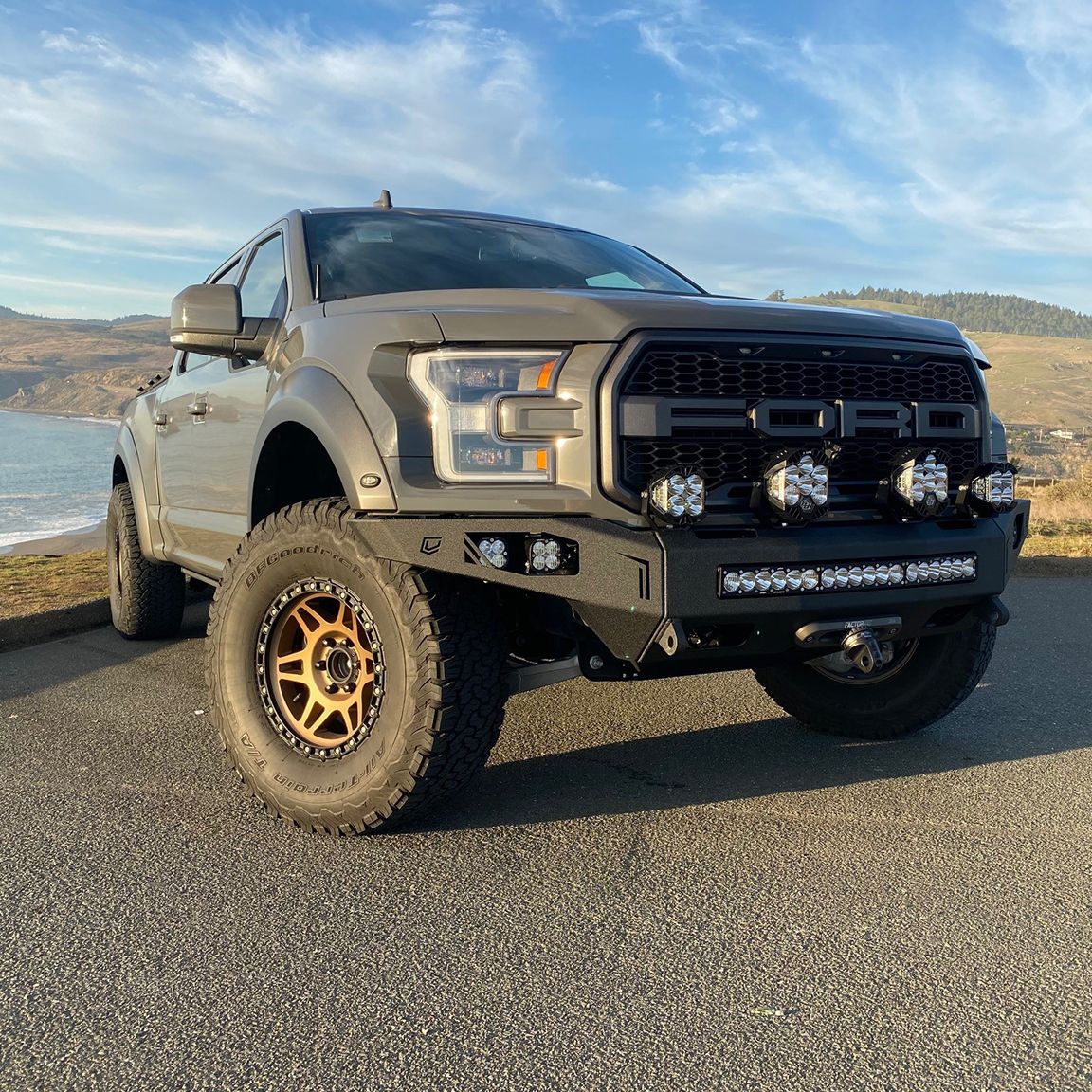 2017-2020 FORD RAPTOR OCTANE WINCH FRONT BUMPER