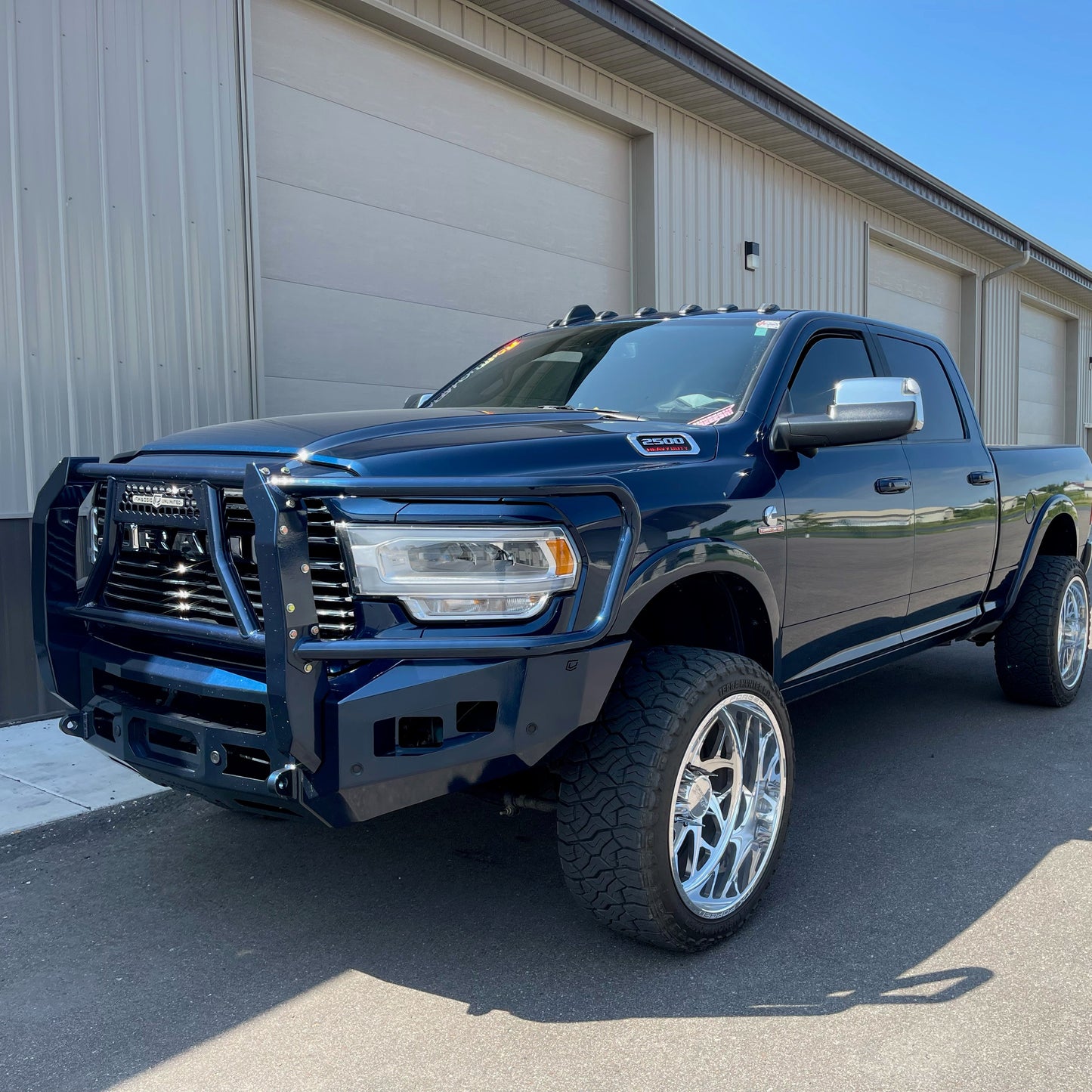 2019-2024 RAM 2500/3500 ATTITUDE FRONT WINCH BUMPER W/ GUARD