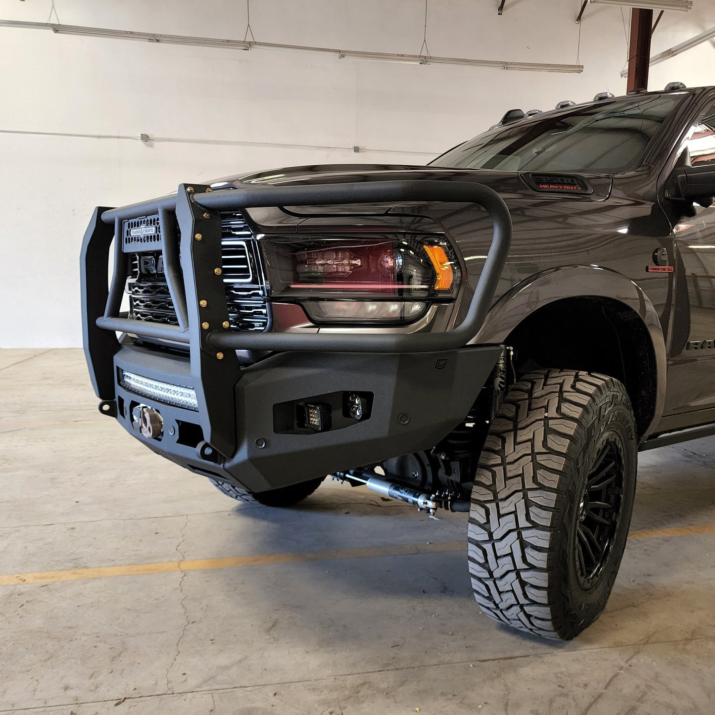 2019-2024 RAM 2500/3500 ATTITUDE FRONT WINCH BUMPER W/ GUARD