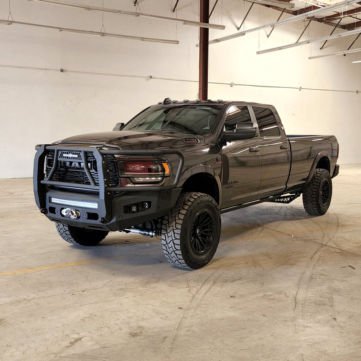 2019-2024 RAM 2500/3500 ATTITUDE FRONT WINCH BUMPER W/ GUARD