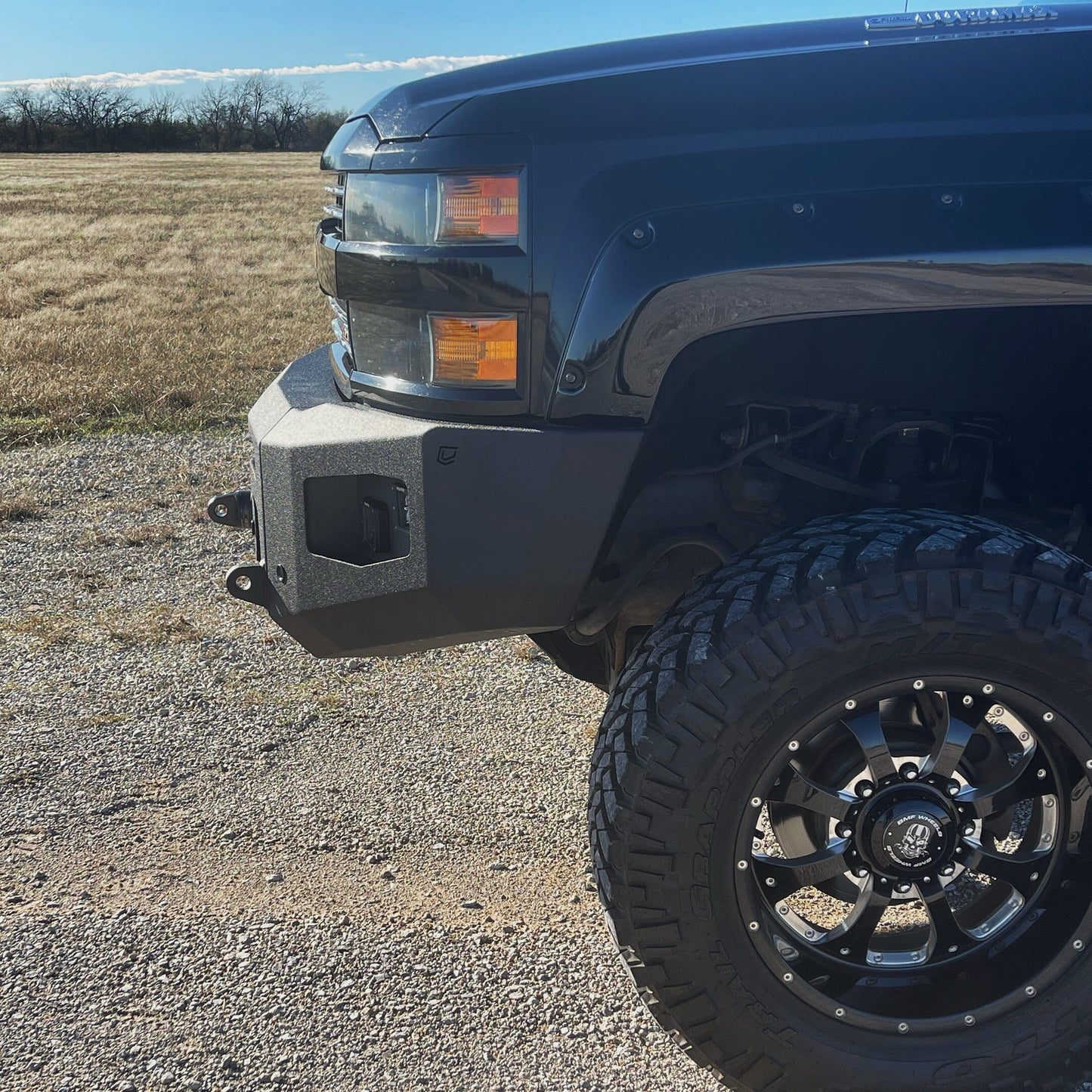 2015-2019 CHEVY SILVERADO 2500/3500 ATTITUDE FRONT WINCH BUMPER