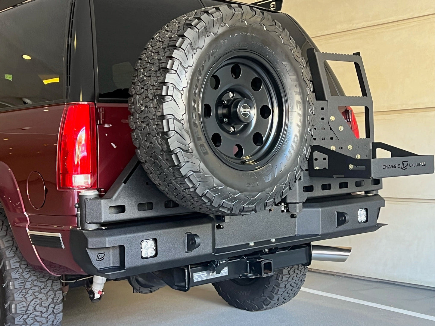 Cooler Carrier for Swing out Bumper