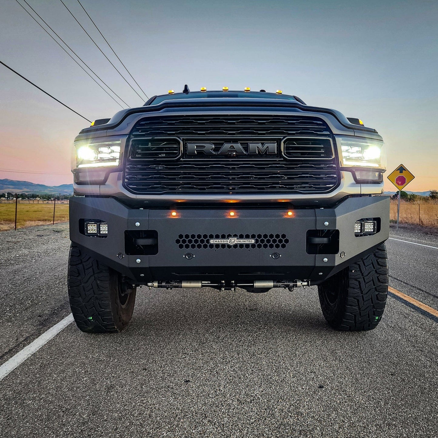 2019-2024 RAM 2500/3500 FUEL SERIES FRONT BUMPER