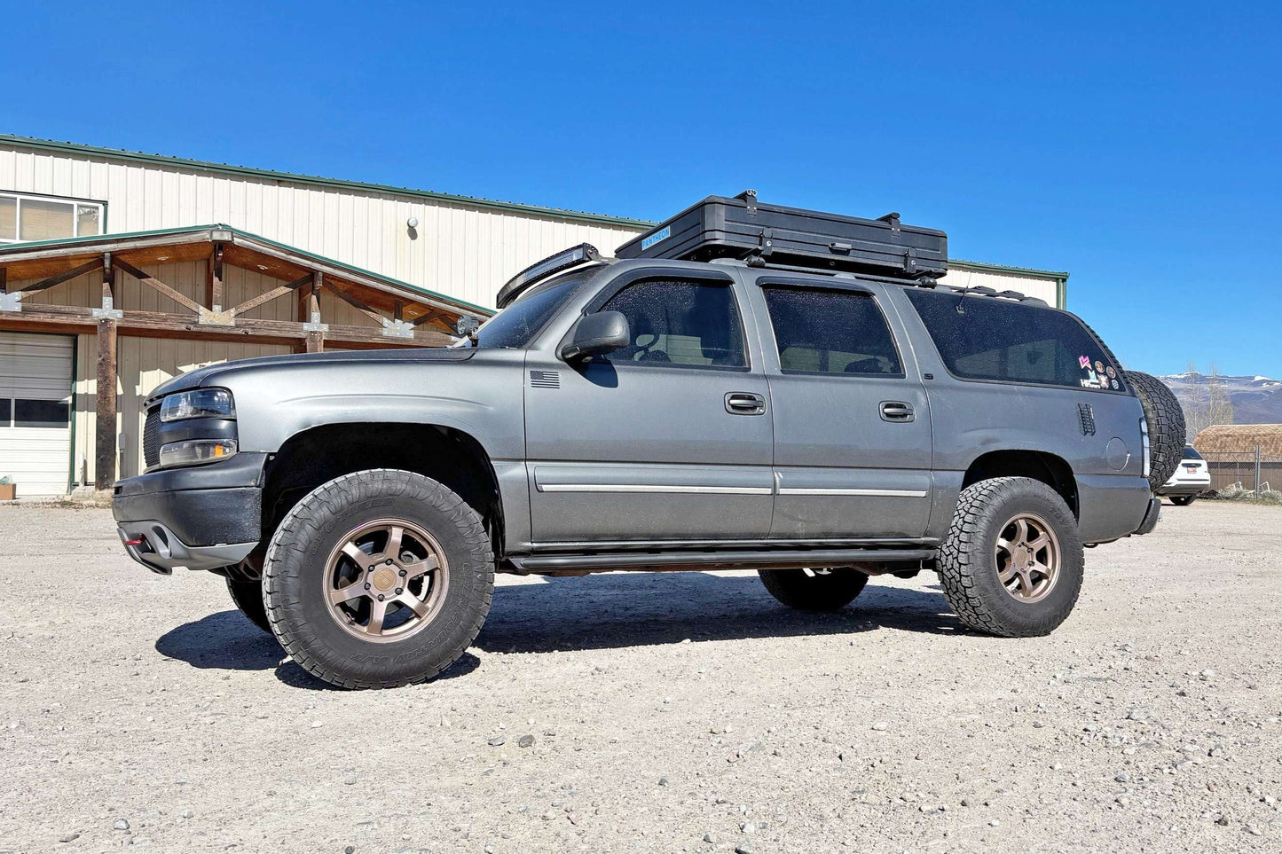 2000-2006 Chevy Suburban | GMC Yukon XL Rock Sliders