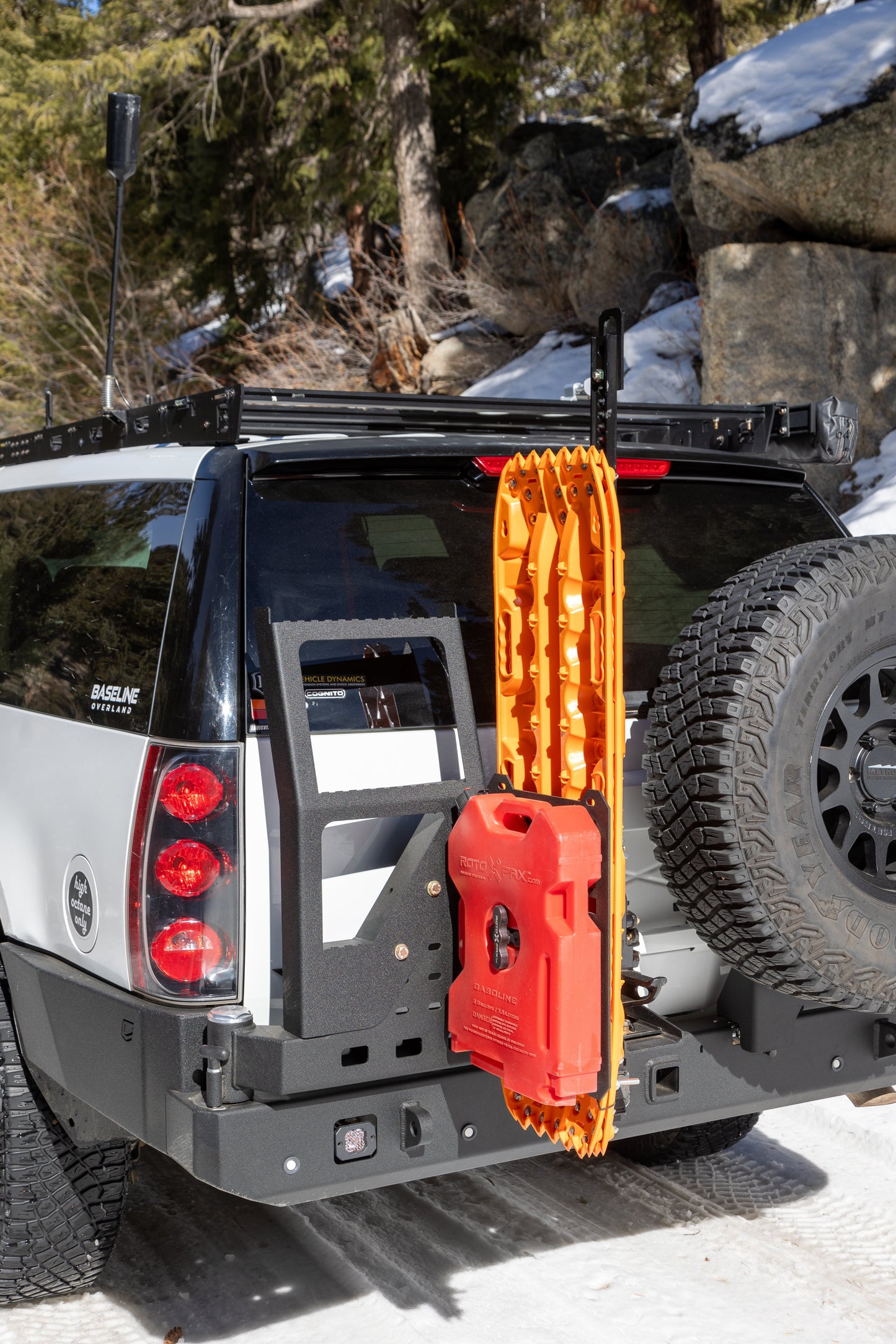 2000-2006 Chevy Suburban | GMC Yukon XL HIGH CLEARANCE DUAL SWING OUT REAR BUMPER 1500/ 2500