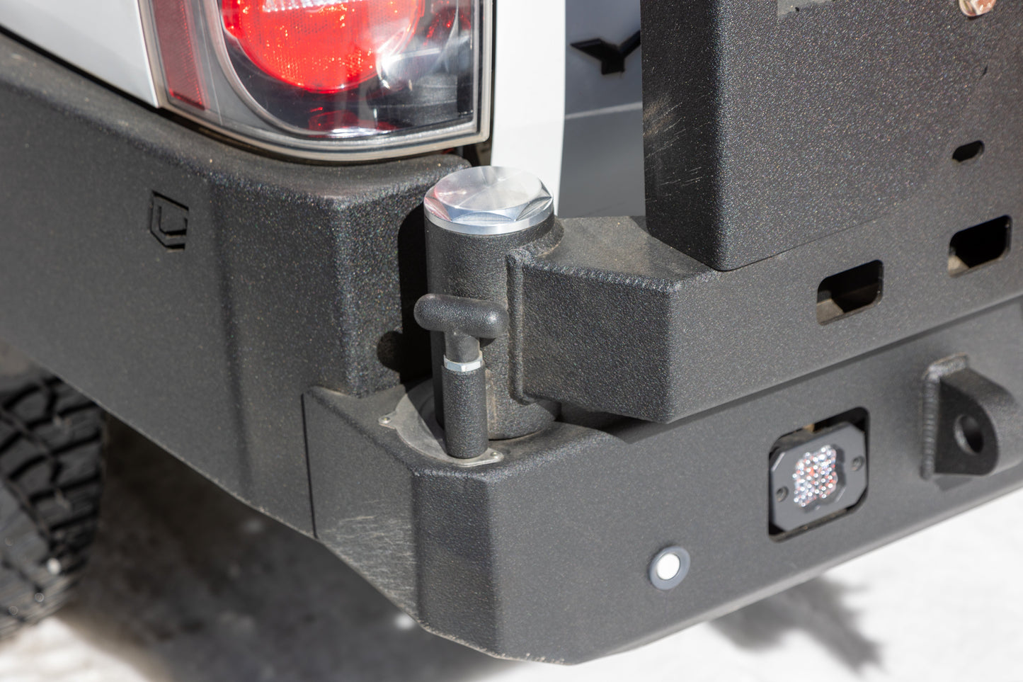 2000-2006 Chevy Suburban | GMC Yukon XL HIGH CLEARANCE DUAL SWING OUT REAR BUMPER 1500/ 2500