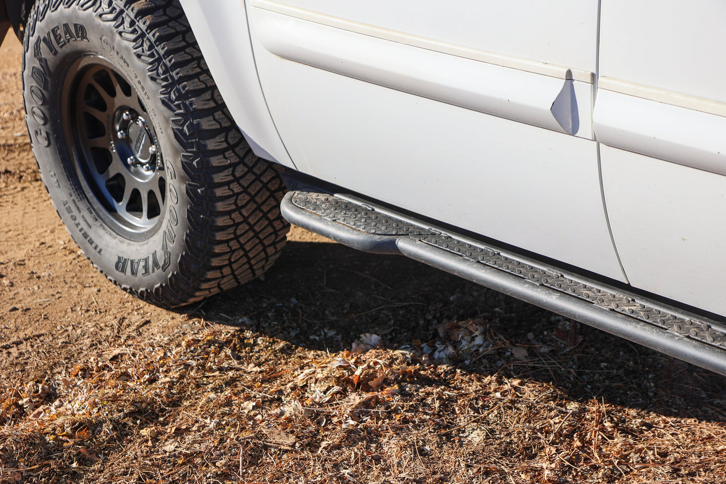 2000-2006 Chevy Suburban | GMC Yukon XL Rock Sliders