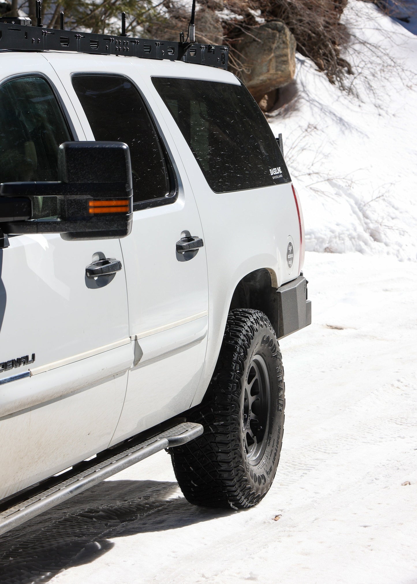 2000-2006 Chevy Suburban | GMC Yukon XL Rock Sliders