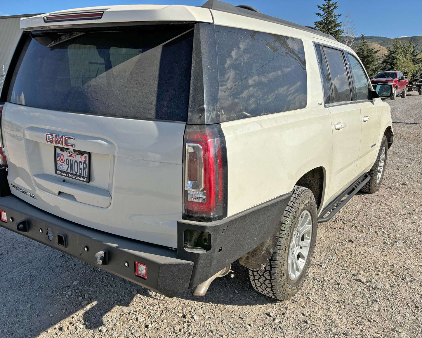 2000-2006 Chevy Suburban | GMC Yukon XL Rock Sliders