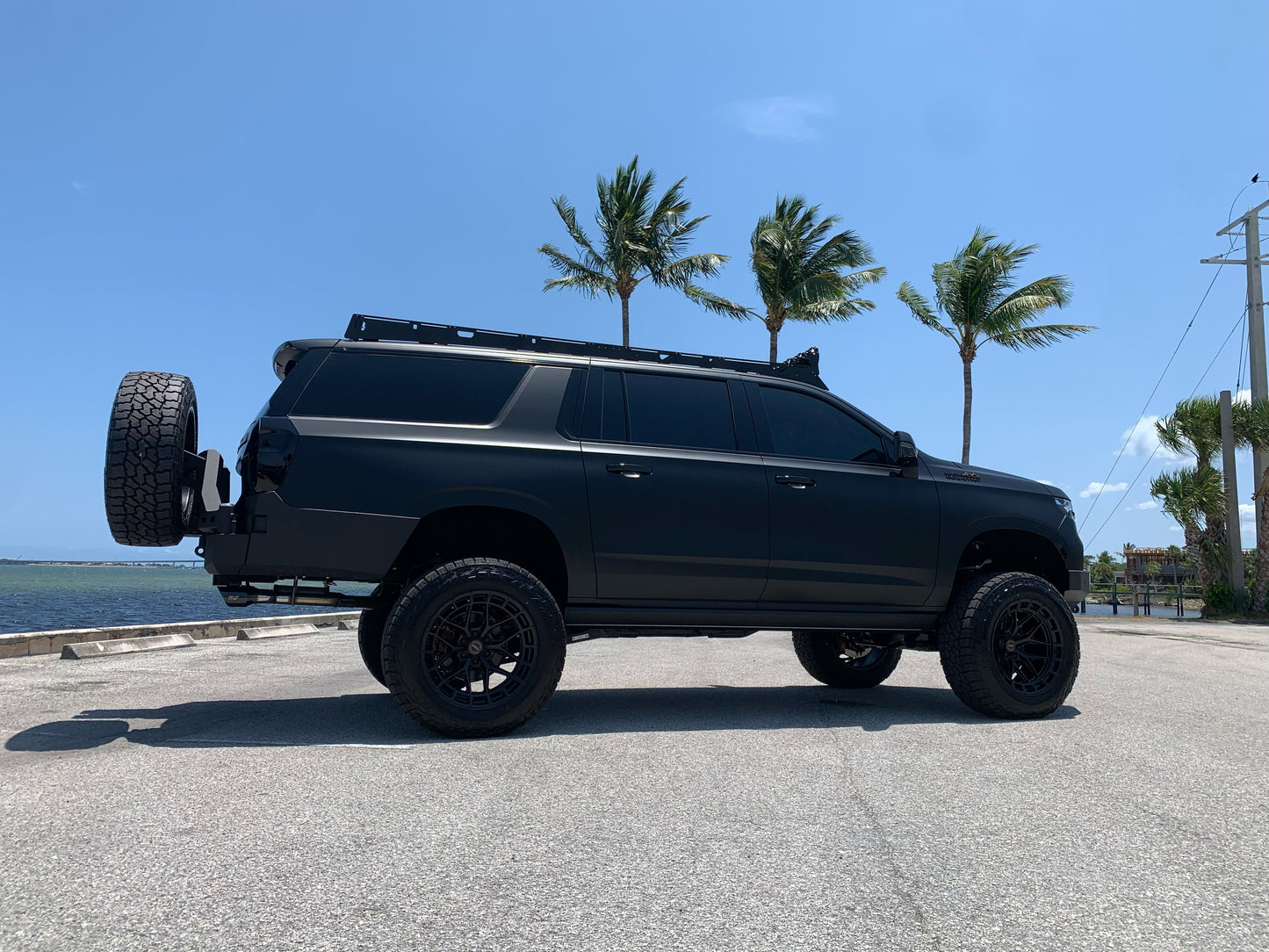 2021+ Chevy Suburban| GMC Yukon XL HIGH CLEARANCE DUAL SWING OUT REAR BUMPER