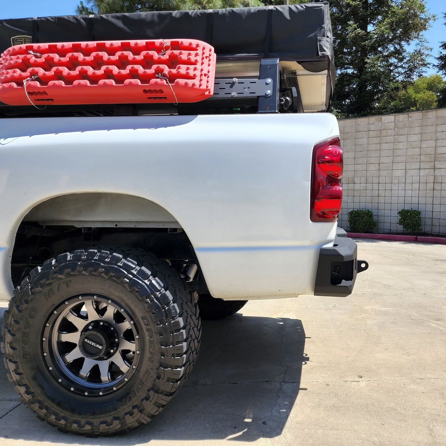 2003-2009 RAM 1500/2500/3500 ATTITUDE SERIES REAR BUMPER