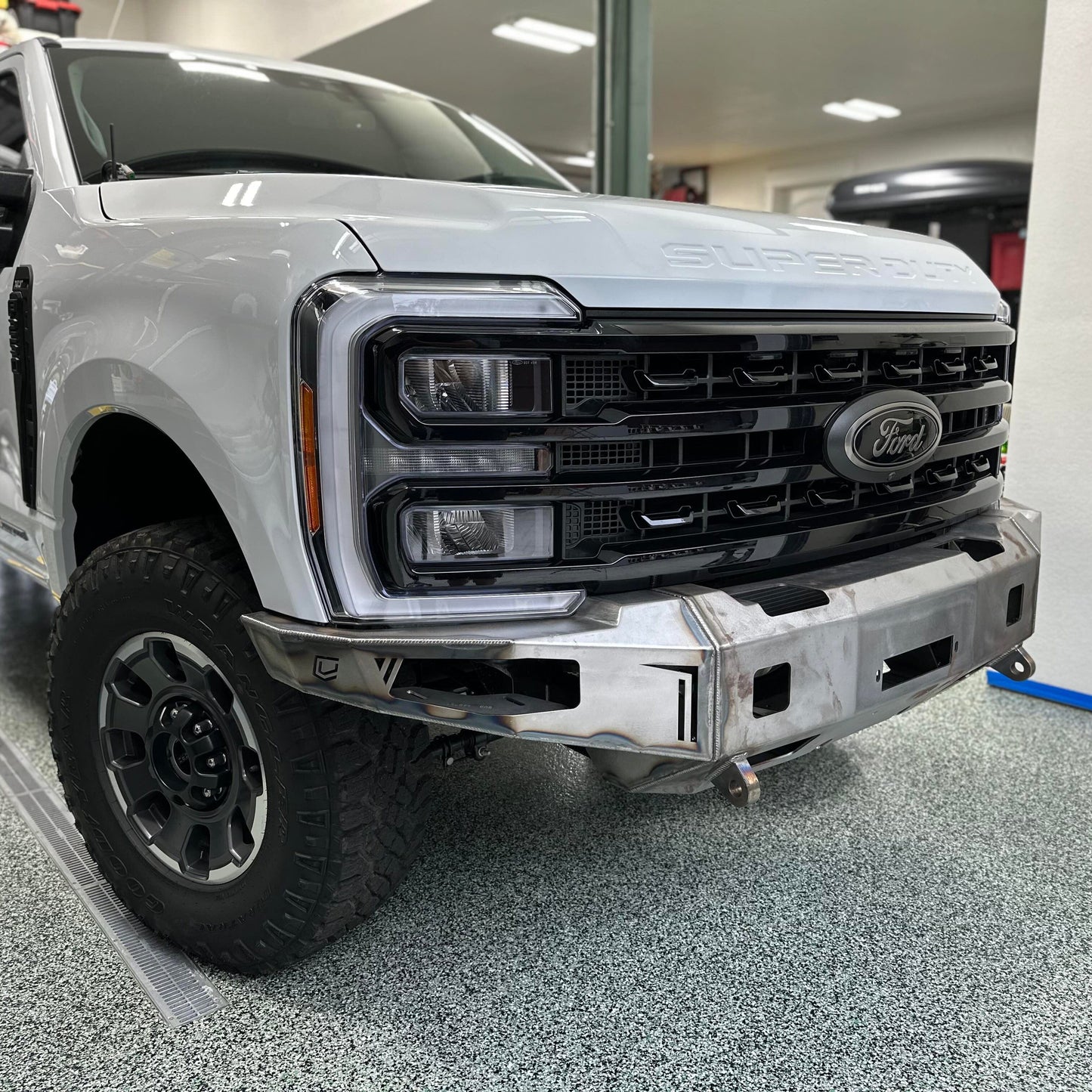2023+ FORD SUPERDUTY F250/F350 OCTANE SERIES FRONT WINCH BUMPER