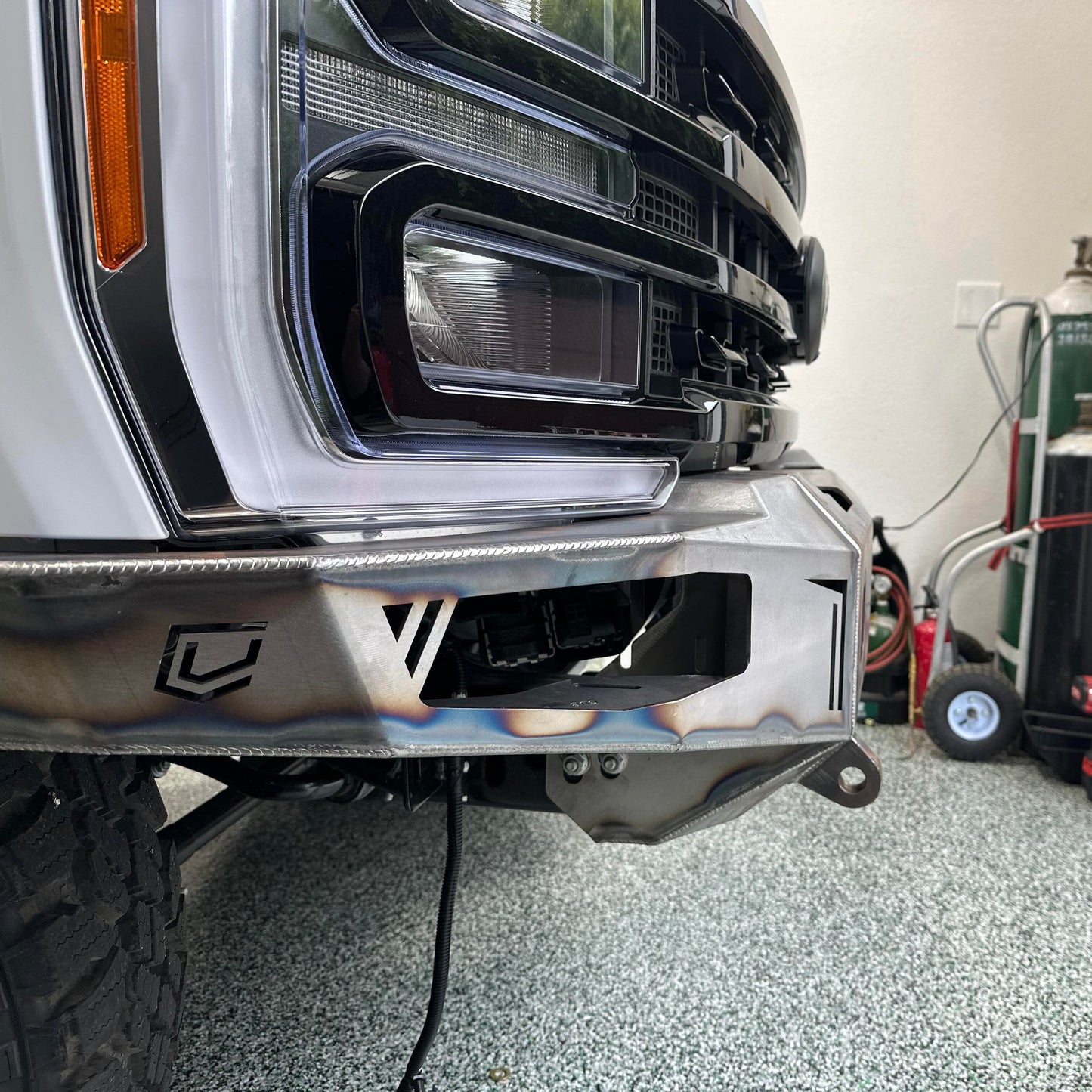 2023+ FORD SUPERDUTY F250/F350 OCTANE SERIES FRONT WINCH BUMPER