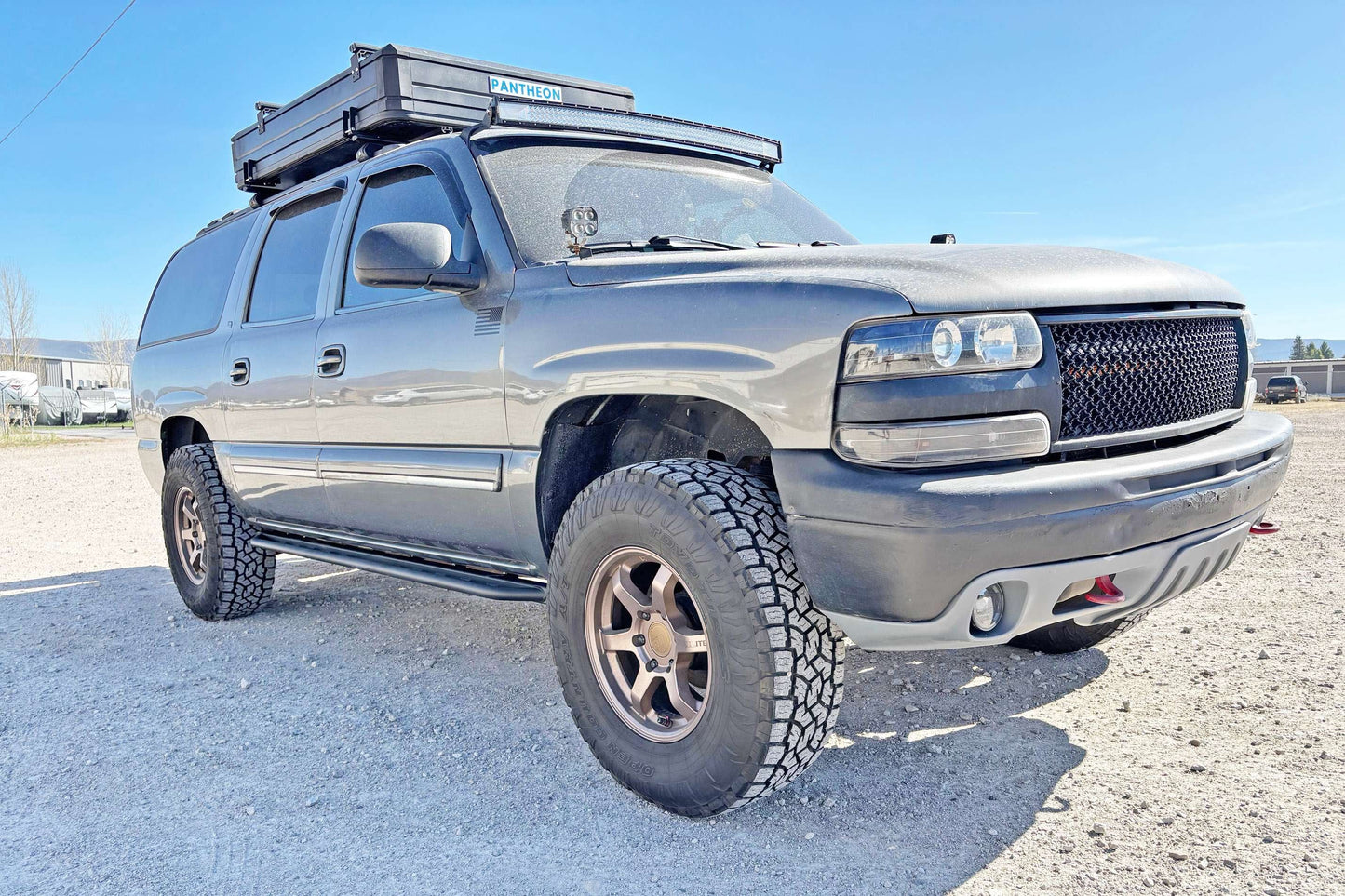 2000-2006 Chevy Suburban | GMC Yukon XL Rock Sliders