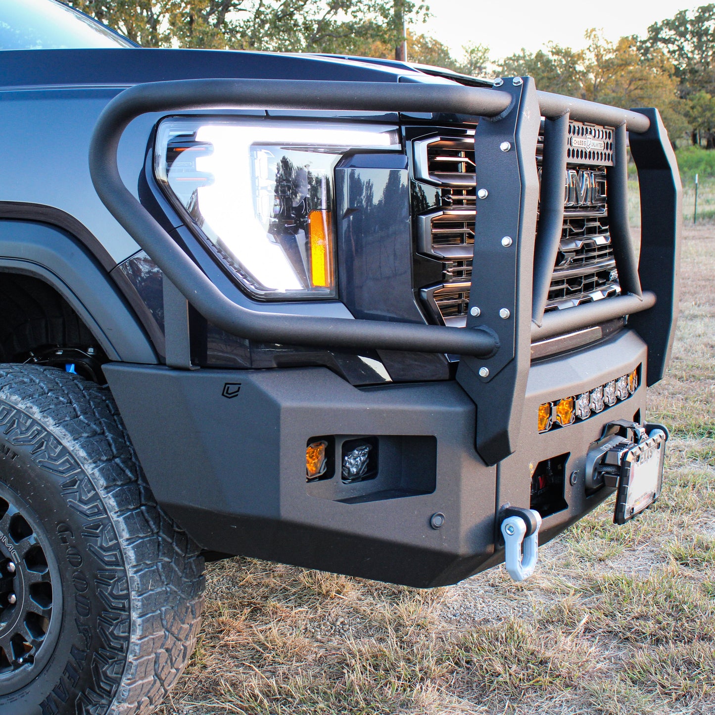 2024+ GMC SIERRA 2500/3500 ATTITUDE FRONT WINCH BUMPER W/ GUARD