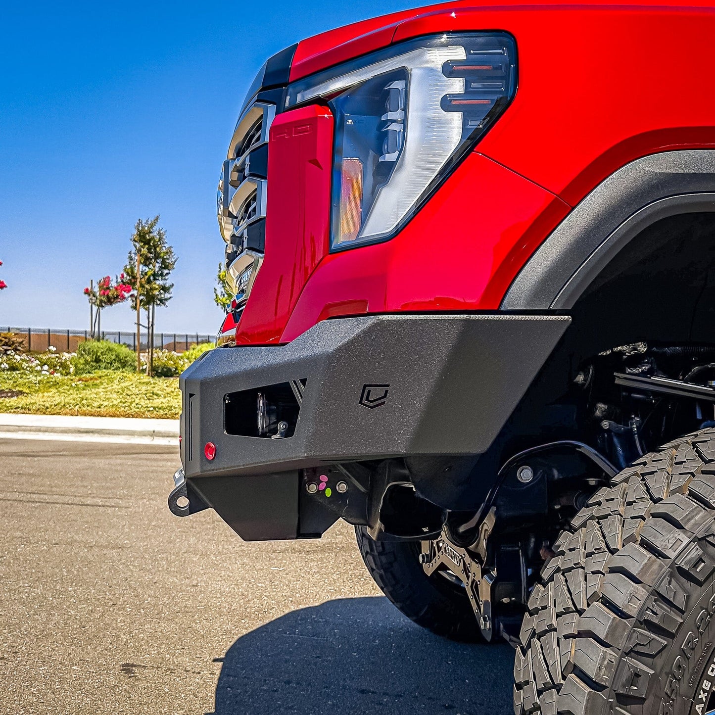 2024+ GMC SIERRA 2500/3500 OCTANE SERIES FRONT WINCH BUMPER