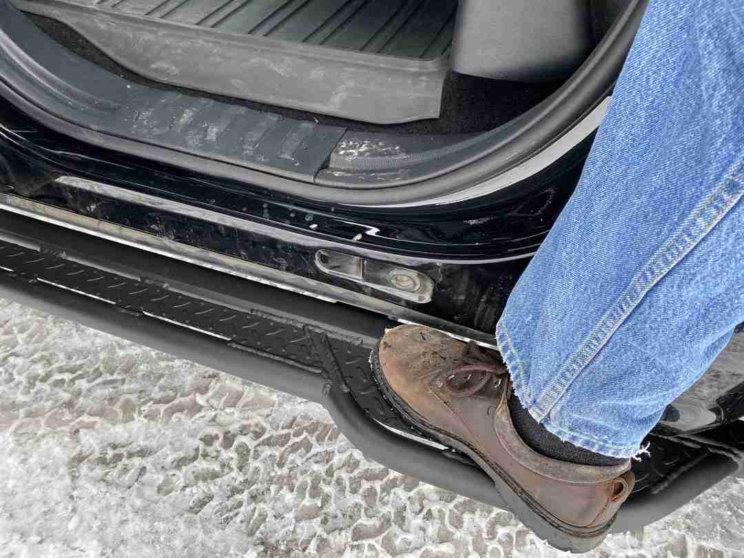 2000-2006 Chevy Suburban | GMC Yukon XL Rock Sliders
